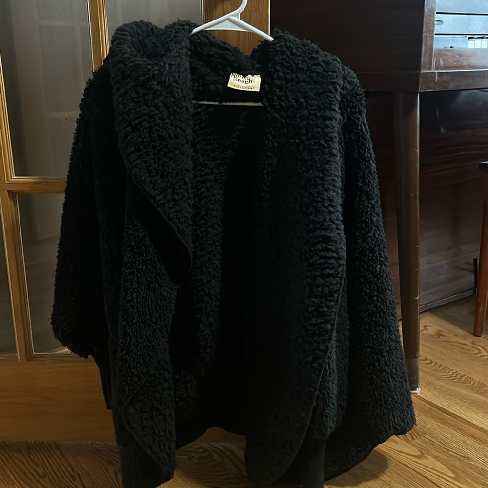 Nordic Beach Shacket